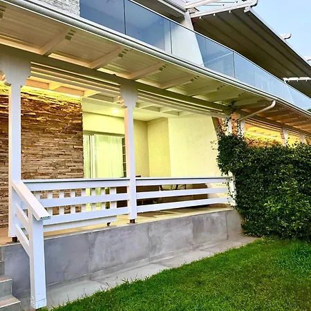 Villa Berlin Family Near Moevenpick Draç
